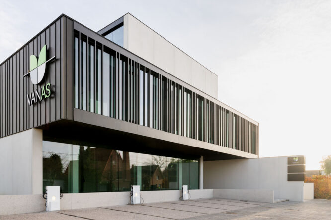 M G Middelkerke 12