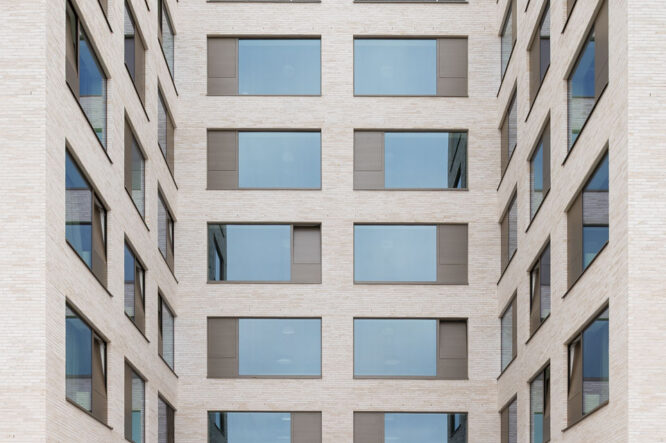 M G B Vercruysselaan 11