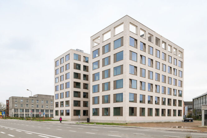 M G B Vercruysselaan 5
